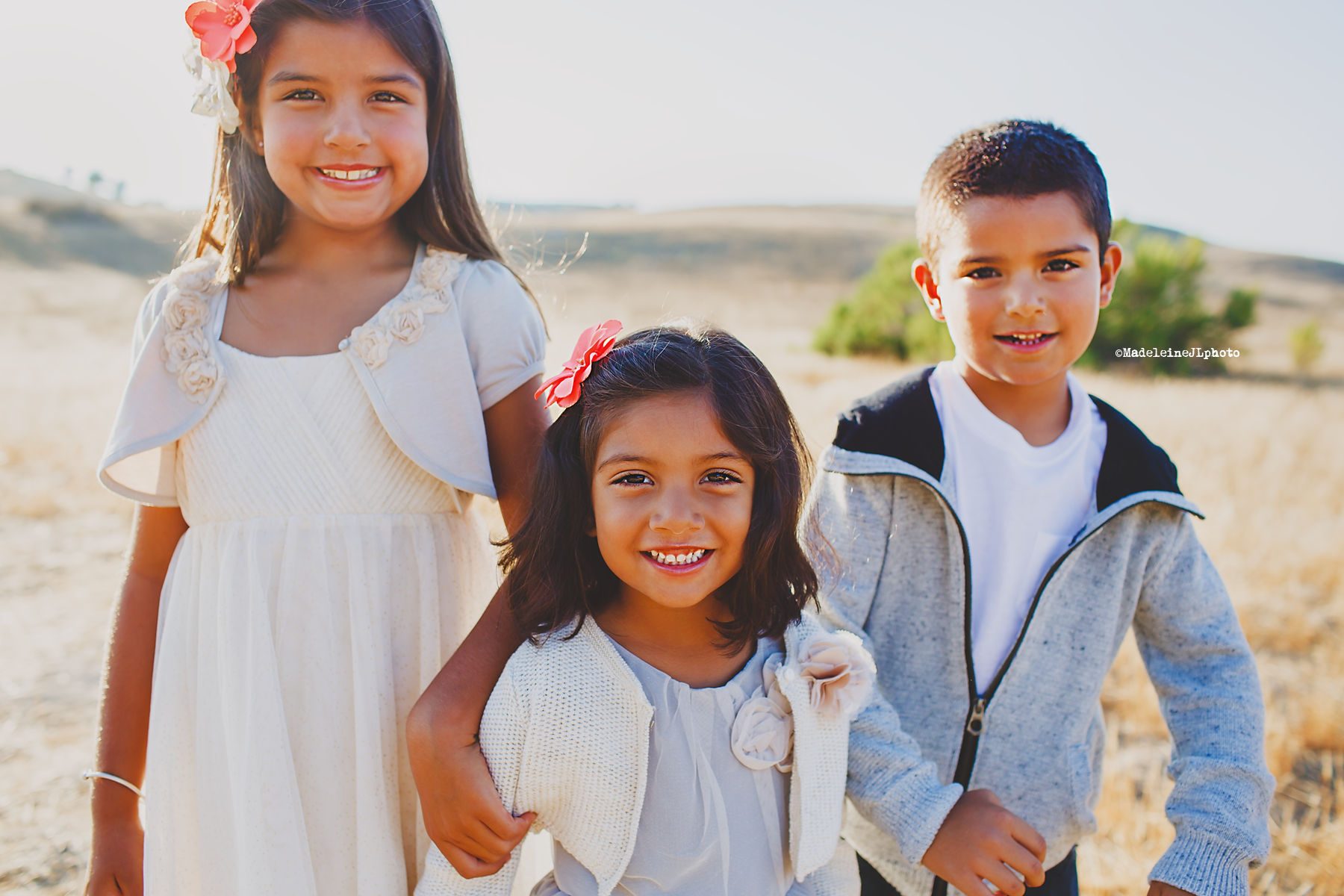 Orange county family session photos photographer. Riley park family session. Los Angeles, San Diego, Inland Empire photographer. Happy kids. Siblings